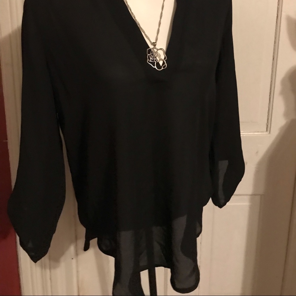 NWT blk  long sleeves tops